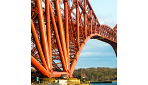 A Forth Bridge titkai: Hogyan vált egy 19. századi mérnöki csoda a modern Skócia szimbólumává.