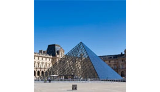 A Louvre Piramis csavarozási kihívásai és mérnöki bravúrjai