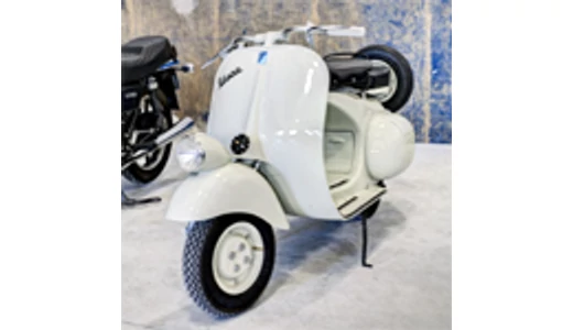 Vespa titkai: hogyan formálják a csavarok az olasz dizájn ikonikus robogóját